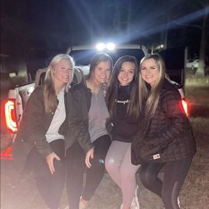 Meet your Posher, Cameron